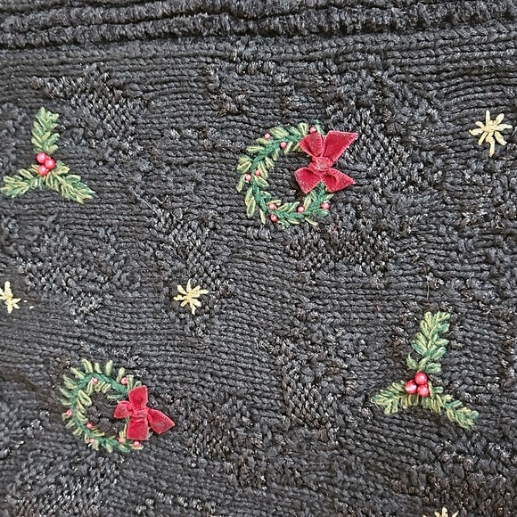 Croft & Barrow Zip Front Ramie/Cotton Blend Christmas Sweater - Picture 2 of 12